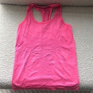 Lululemon Swiftly Tech Racerback size 6